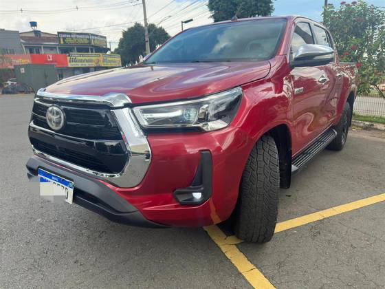 TOYOTA HILUX 2.8 SRX 4X4 CD 16V DIESEL 4P AUTOMÁTICO